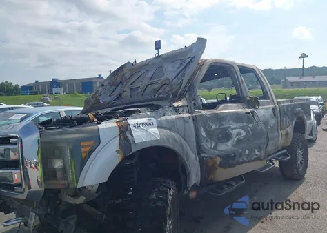 2016 Ford F250 Super Duty z USA, uszkodzony, nr VIN 1FT7W2BT8GEC13159